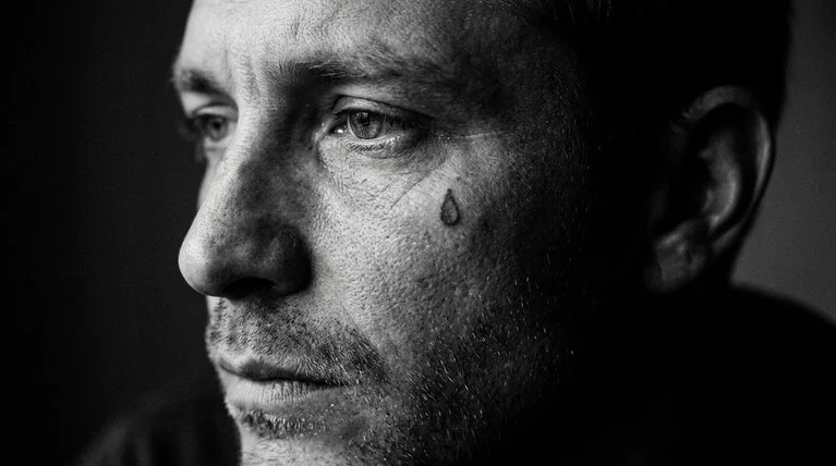 teardrop tattoo meaning